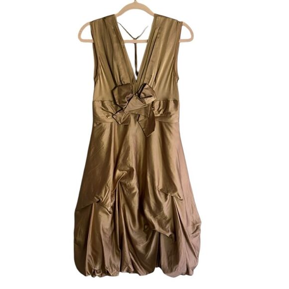 BCBG Crinkled Bubble Dress Gold Satin Silk Blend Sleeveless Ruched Skirt Size 4 - Picture 1 of 12